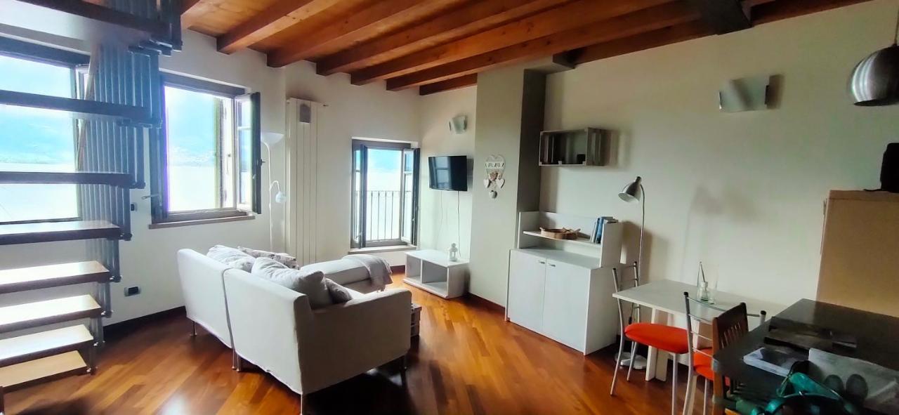 Апартаменты Casa Marina Ловере Экстерьер фото