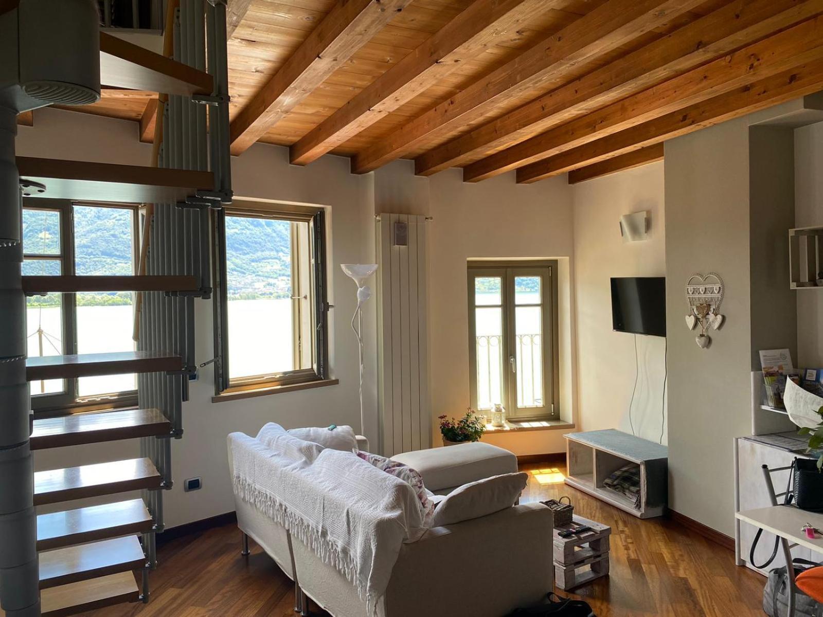 Апартаменты Casa Marina Ловере Экстерьер фото